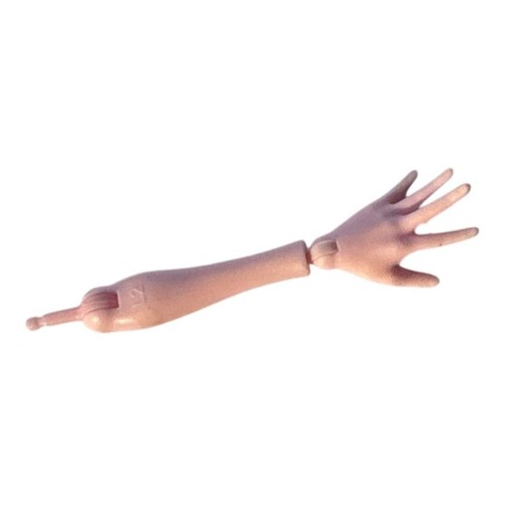 Monster High Left Hand and Arm for G1 Draculaura Doll - Picture 3 of 5